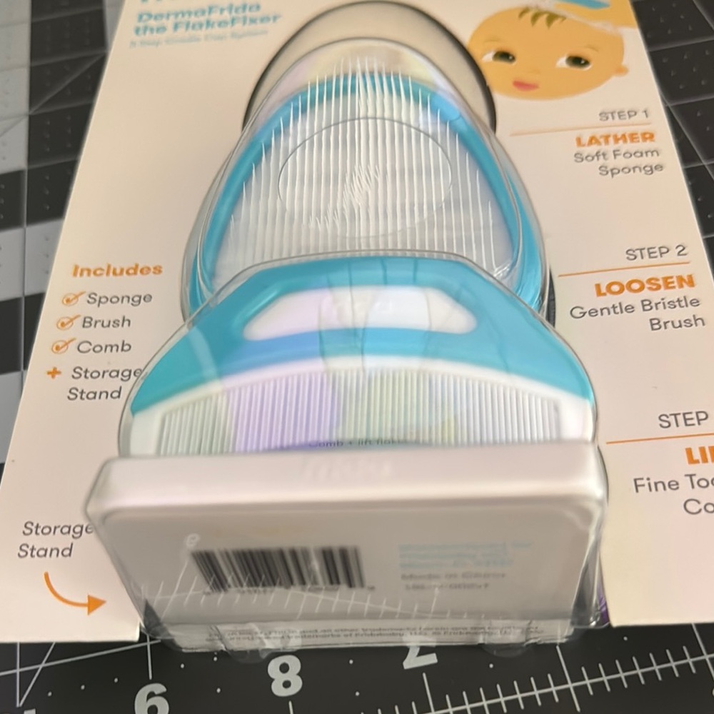 Blue and White DermaFrida FlakeFixer - Picture 3 of 4